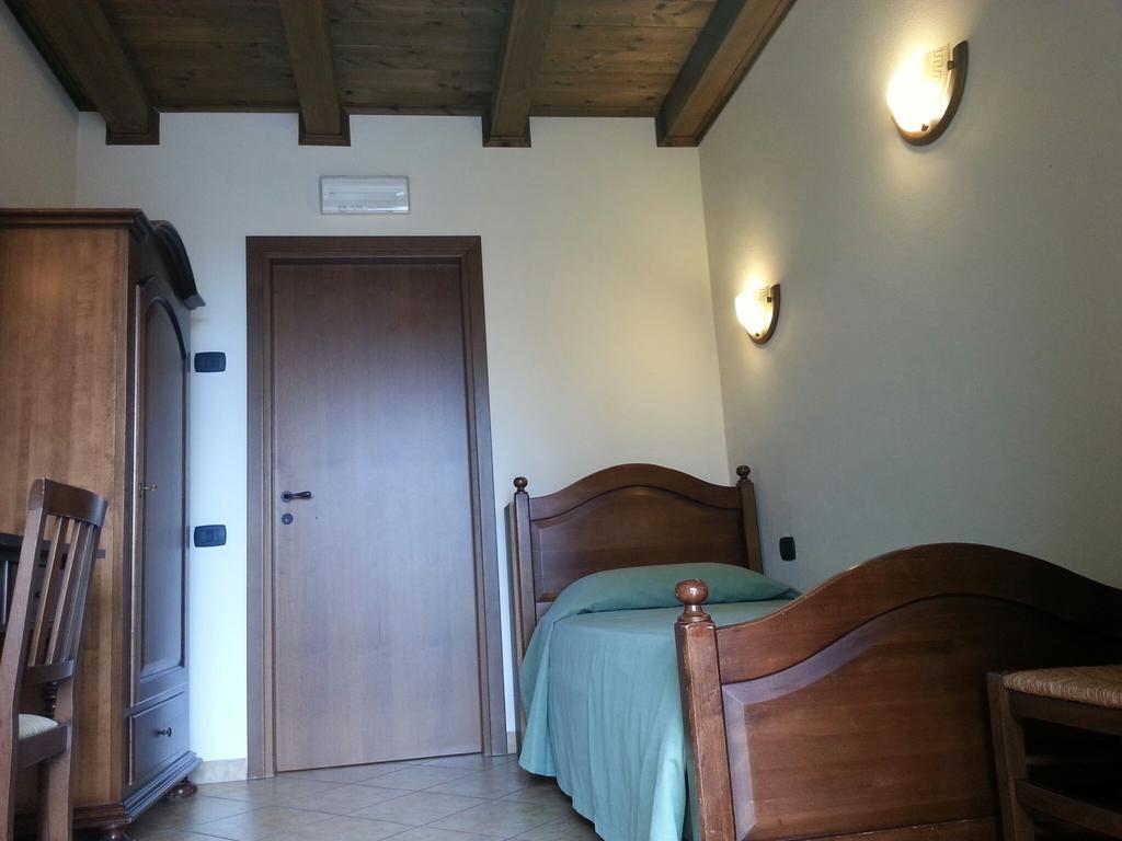 Agriturismo Cascina Del Peso Leinì Стая снимка